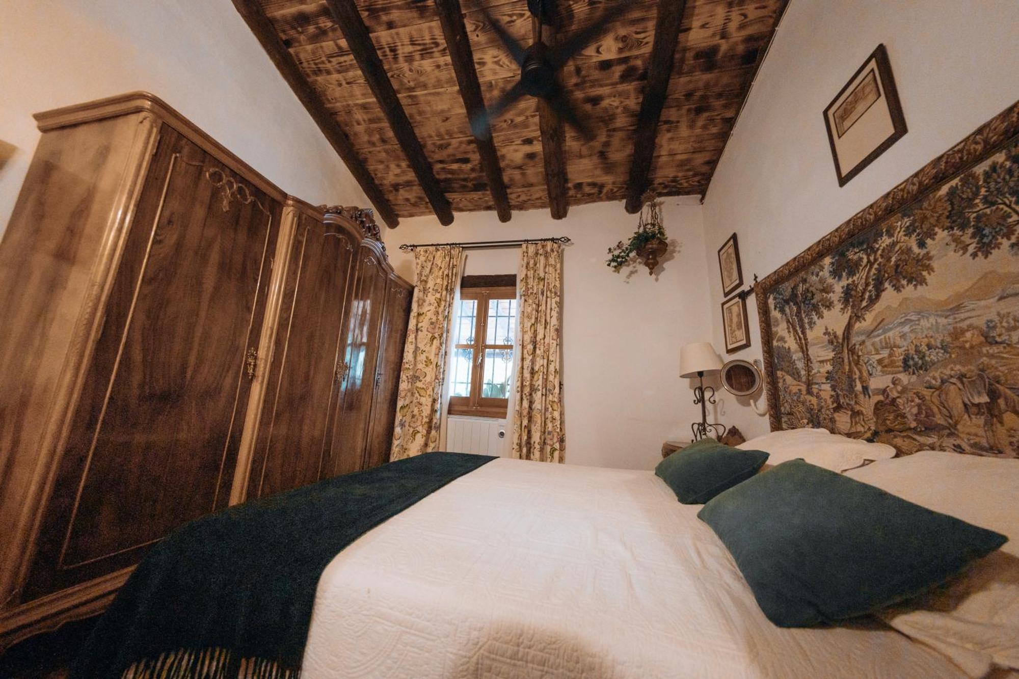 La Cuadra, Finca A Los Pies De Sierra Nevada, A 10 Minutos Del Centro, Piscina, Jardin, Barbacoa La Zubia  Luaran gambar